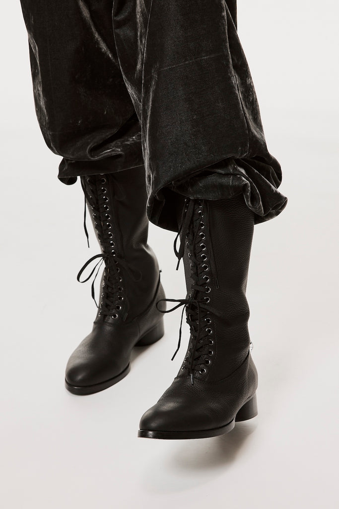 18 HOLE BACK ZIP BOOTS - BLACK / M26H9OJ013-MASU Official Online Store