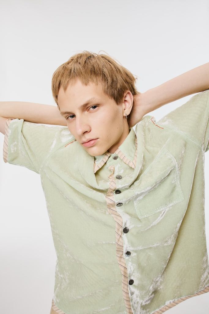 UNEVEN VELVET HALF SLEEVE SHIRT - MELON / M26U6SH001-MASU Official Online Store