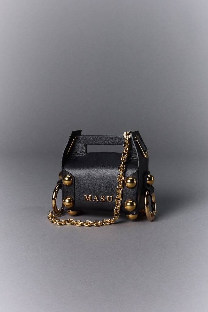 LEATHER CAKE BAG PETIT - BLACK / M26U6OJ007-MASU Official Online Store