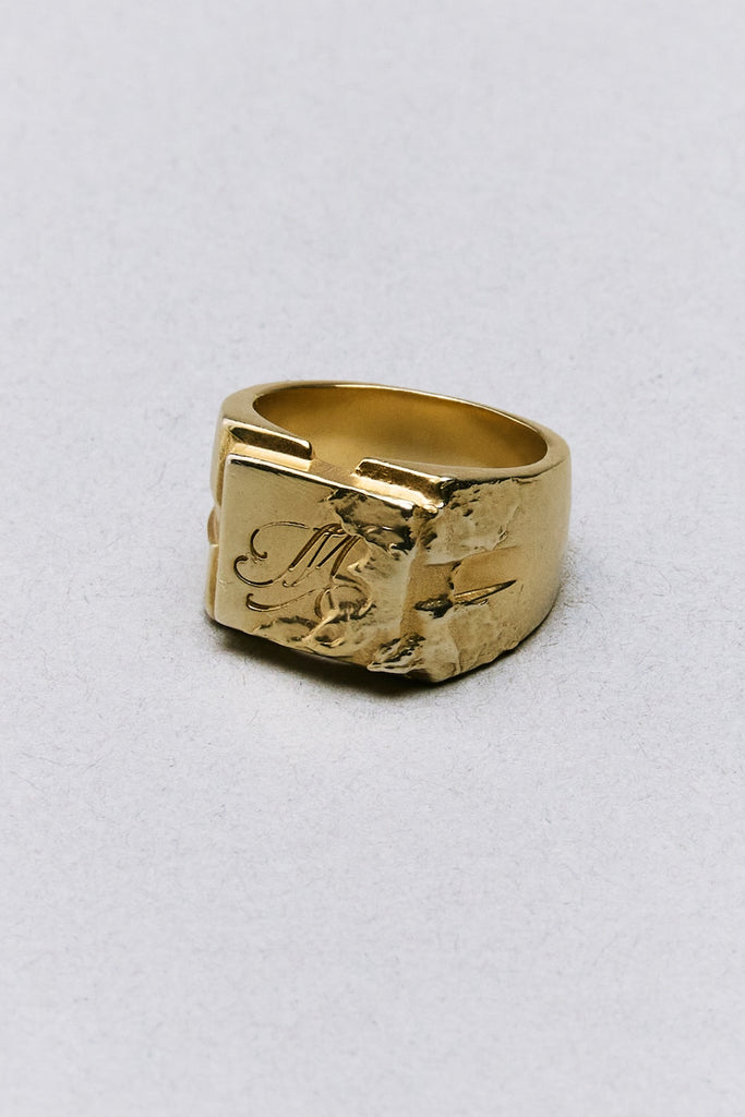 SIGNET RING - GOLD / M26H9OJ008-MASU Official Online Store