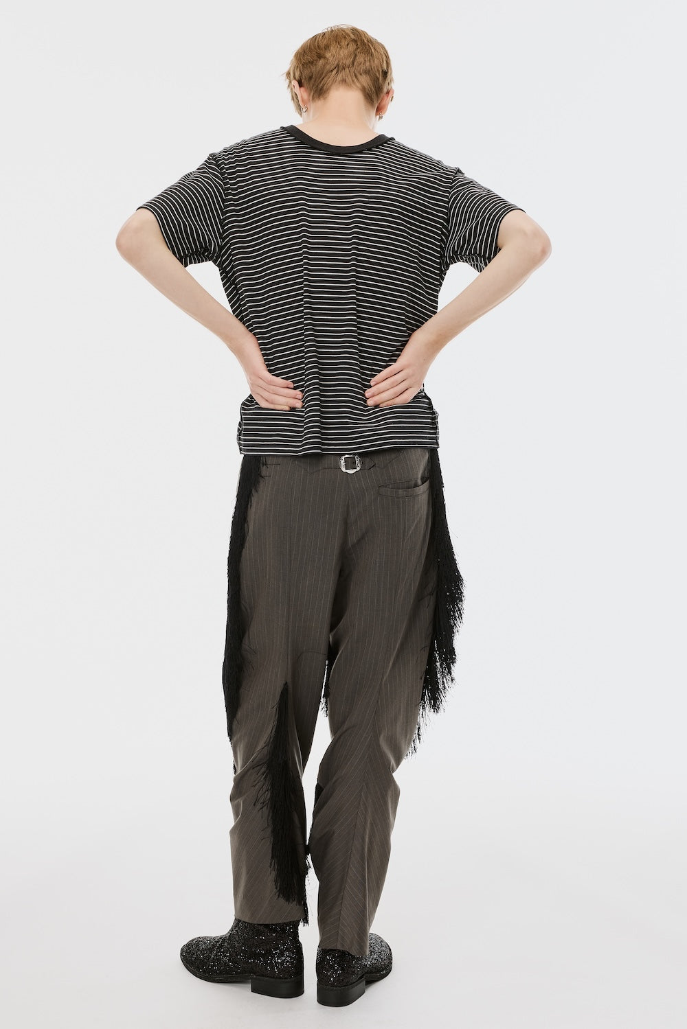 Opposite Stripe T-Shirt - Black - MASU– MASU Official Online Store