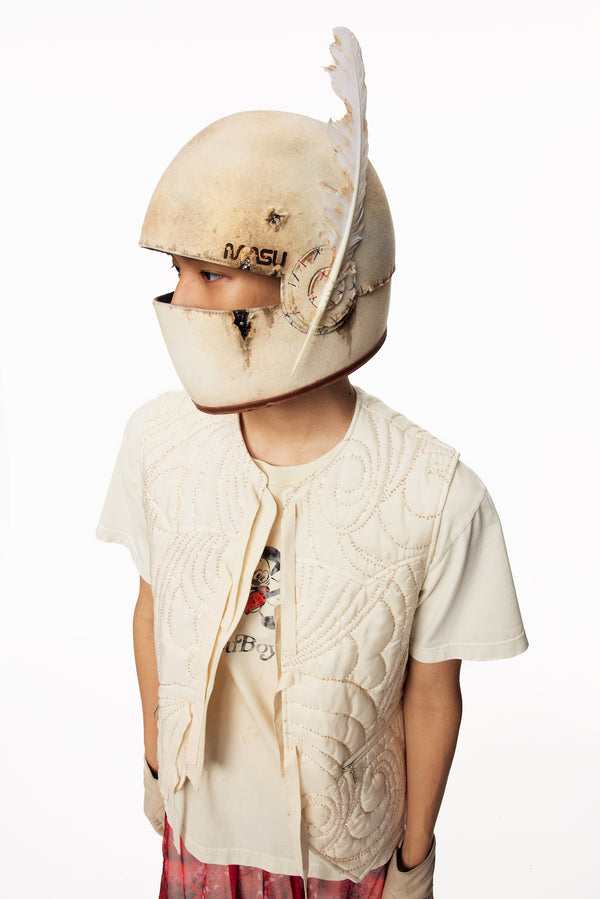 SPRKLING PLANET PADDED VEST - WHITE / M25F9VT002-MASU Official Online Store