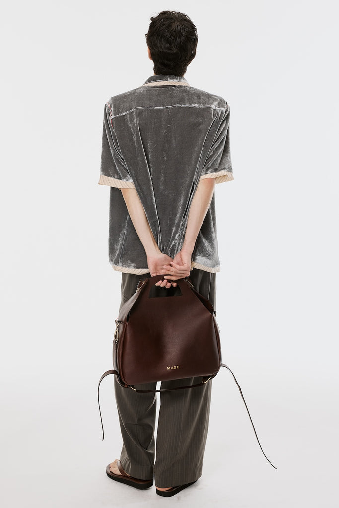 UNEVEN VELVET HALF SLEEVE SHIRT - CHARCOAL / M26U6SH001-MASU Official Online Store