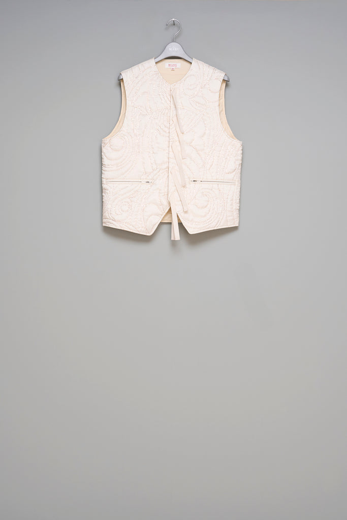 SPRKLING PLANET PADDED VEST - WHITE / M25F9VT002-MASU Official Online Store