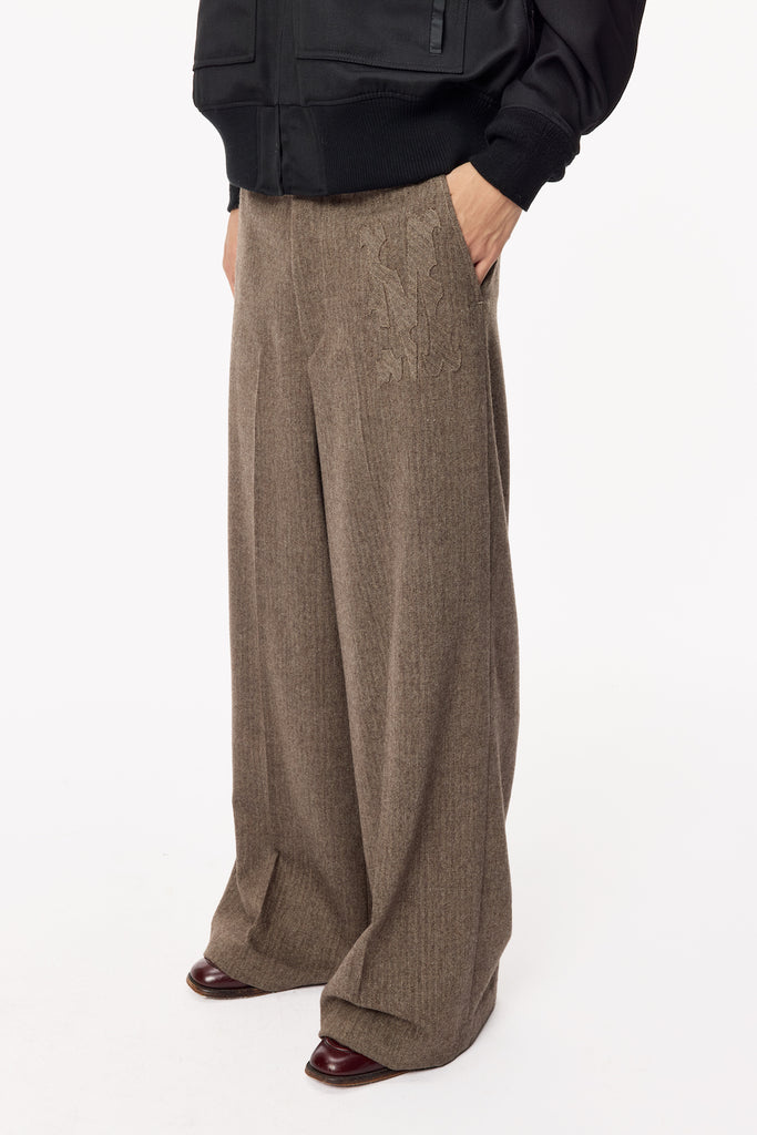 INITIAL WIDE TROUSERS - MOCHA / M25F9PL006-MASU Official Online Store