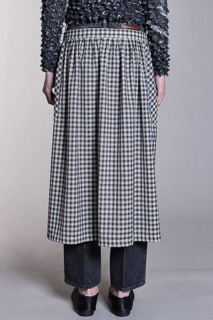 KNIGHT PLAID APRON - BLACK / M26H9OJ009-MASU Official Online Store
