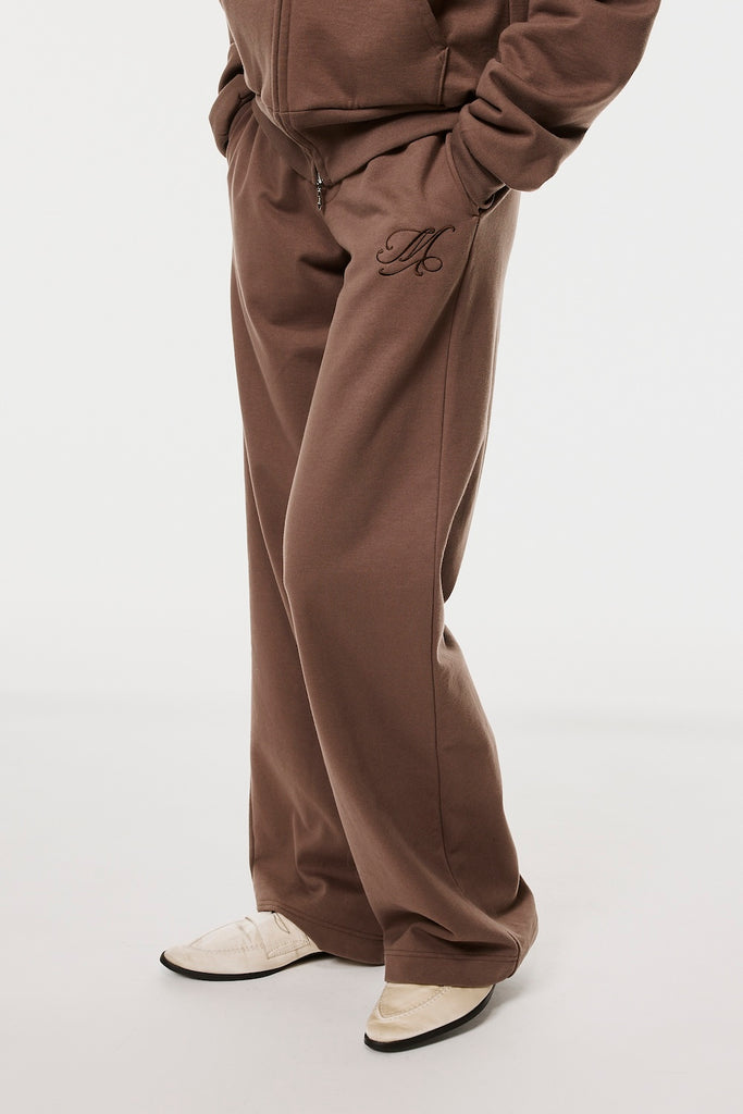 MB SWEAT PANTS - BROWN / B26H9PL007-MASU Official Online Store
