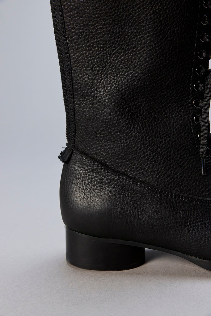 18 HOLE BACK ZIP BOOTS - BLACK / M26H9OJ013-MASU Official Online Store