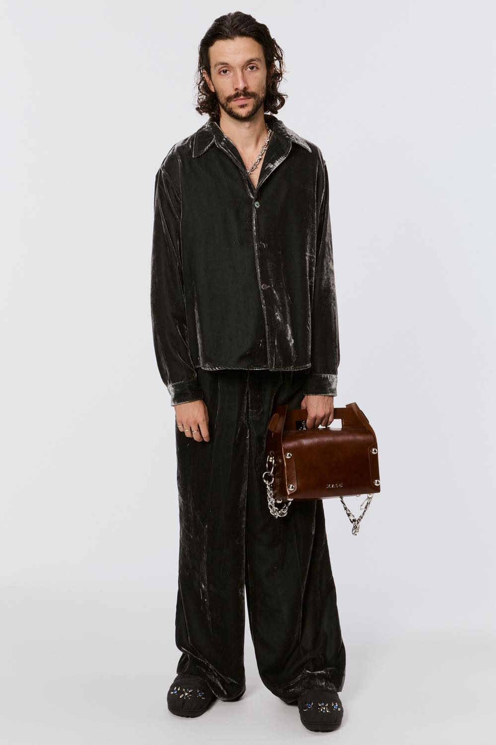 VELVET-WIDE-TROUSERS-GRAY-MPFW 