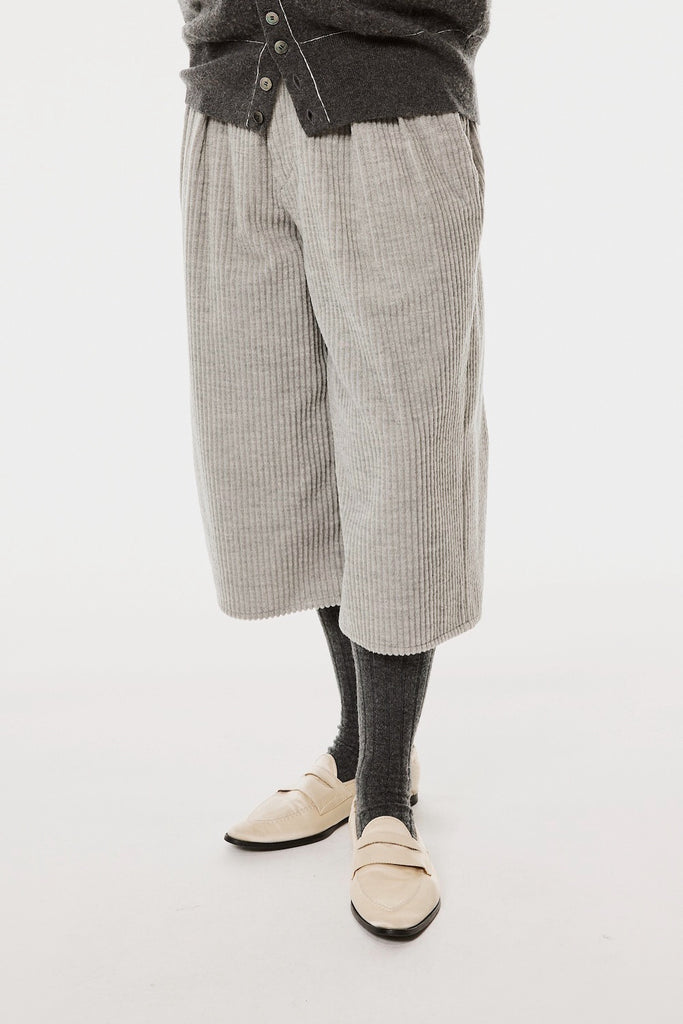 CORDUROY TWO TUCK SHORTS - HEATHER GRAY / M26H9PS001-MASU Official Online Store