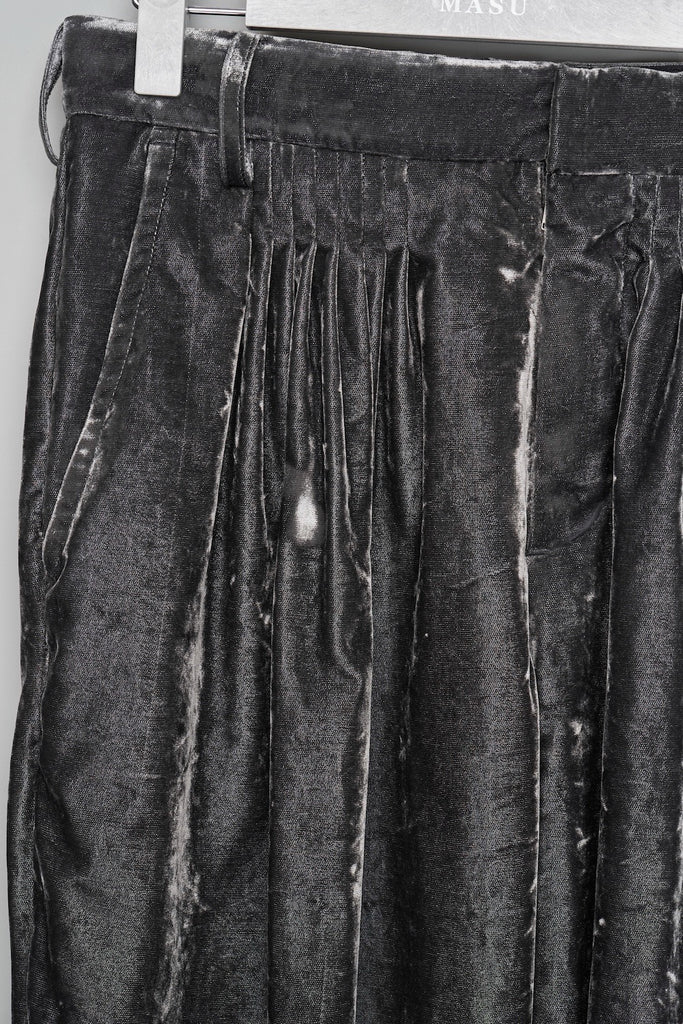 VELVET ACCORDION WIDE TROUSERS - DUSTY BLACK / M26H9PL010-MASU Official Online Store
